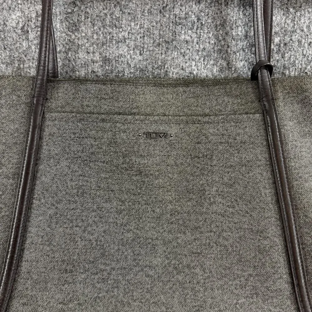 Tumi Sinclair Q Tote Bag Grayft Leather Trim Travel Everyday Office Travel Work